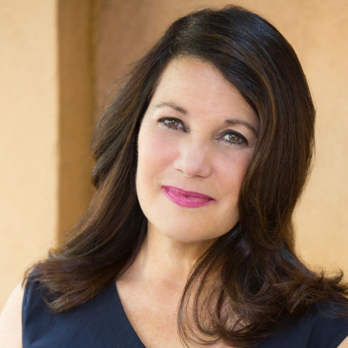 Headshot of Arlene Samen