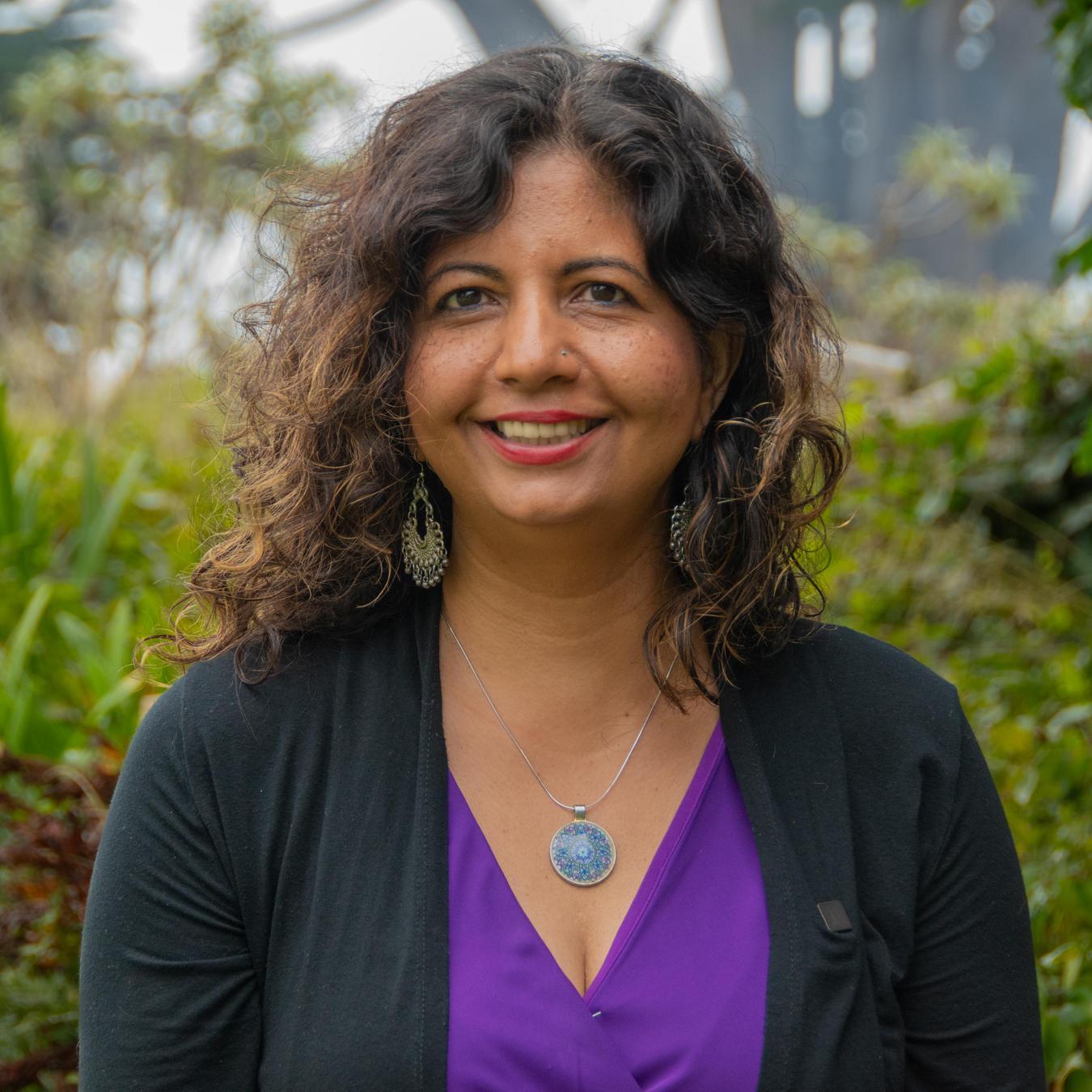 Headshot of Alka Arora