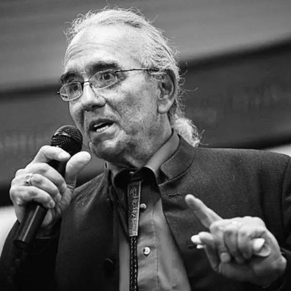 Headshot of Eduardo Duran