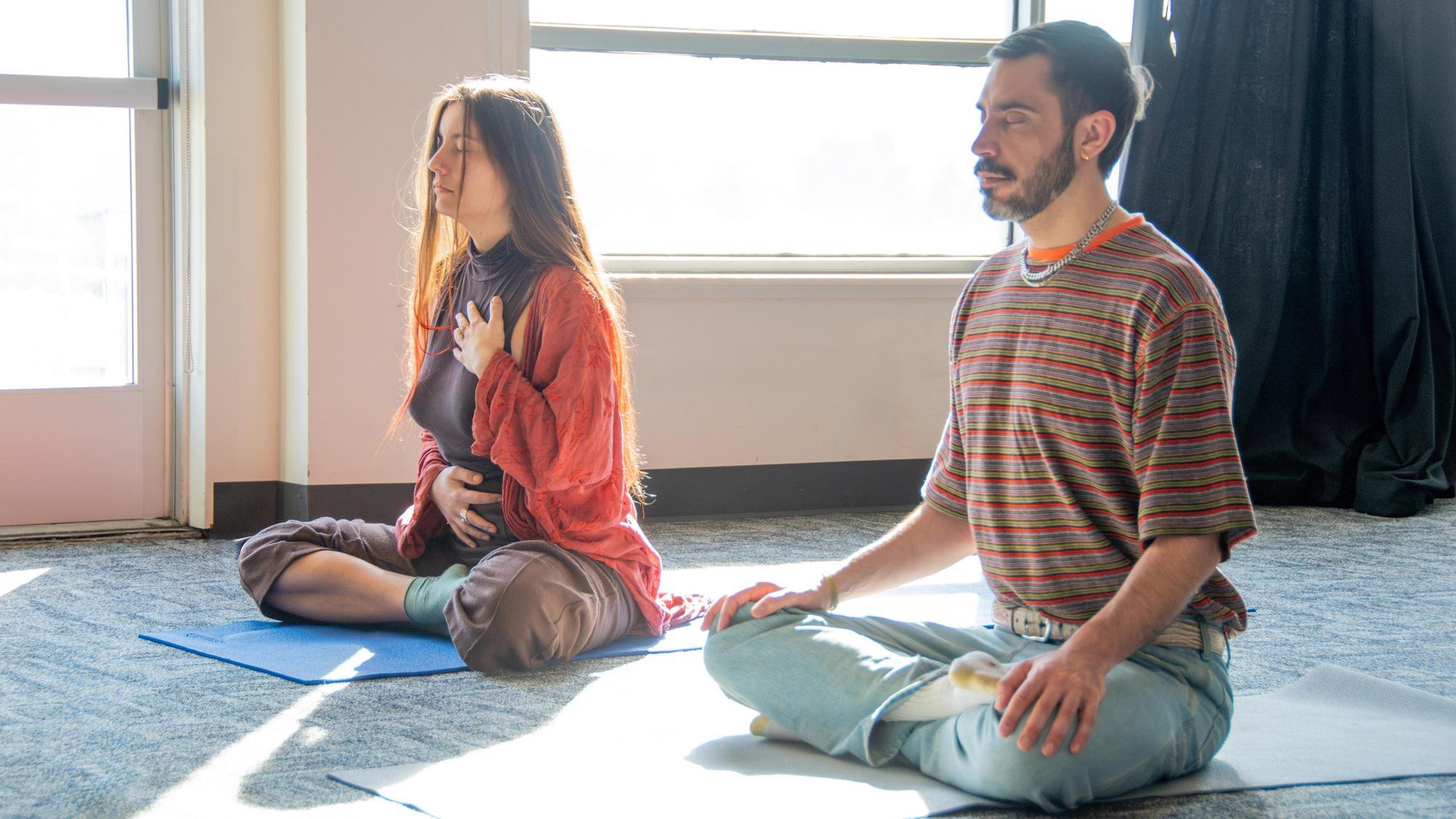 Two students meditating during Spring 2025 NSO