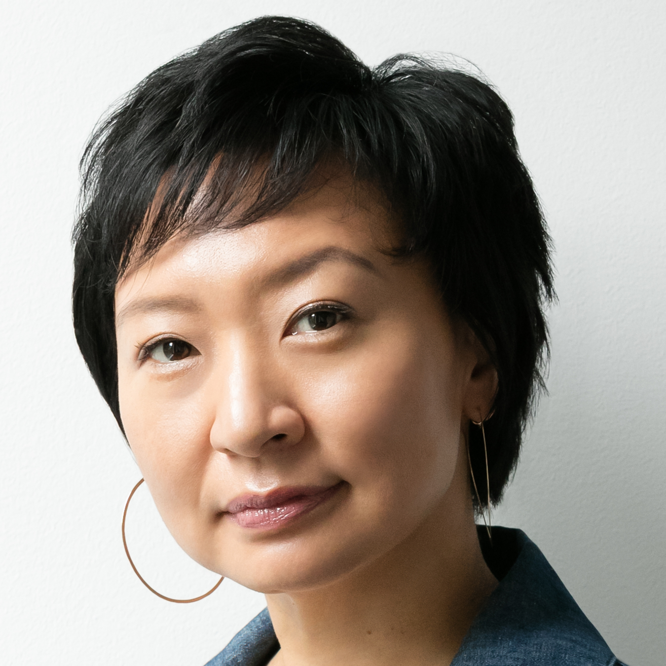 Headshot of Cathy Park Hong
