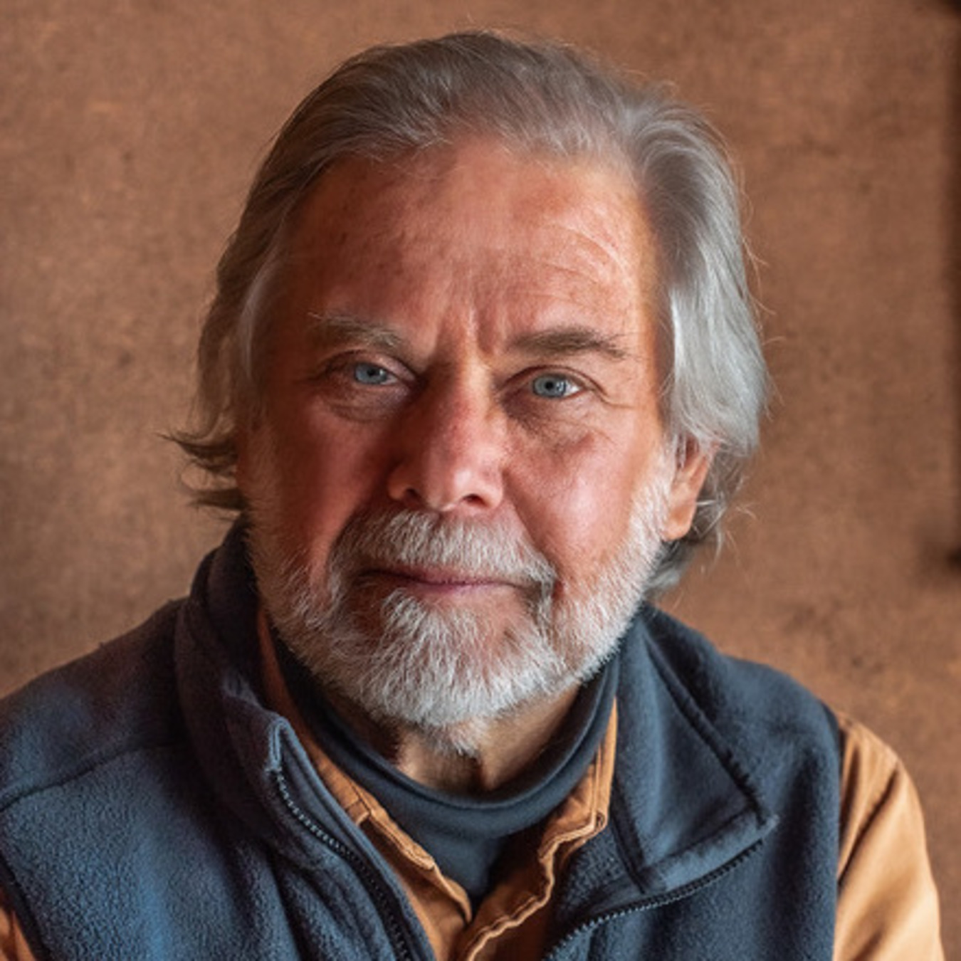Headshot of David Loy