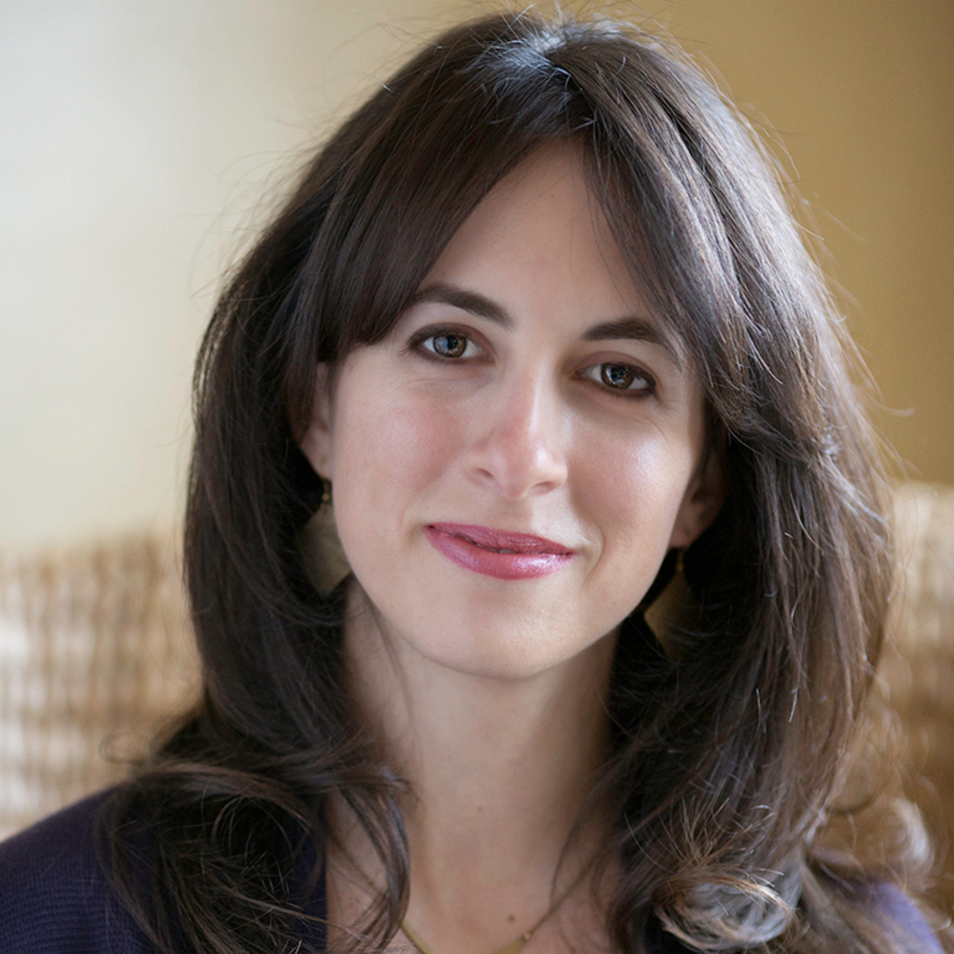 Headshot of Eva Tuschman Leonard