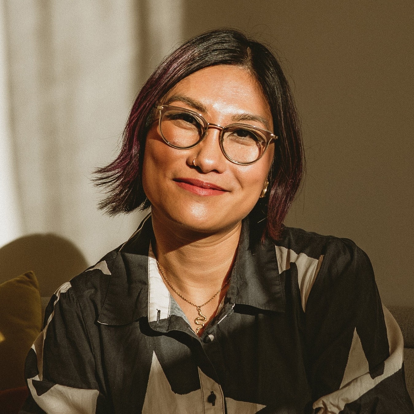 Headshot of Han Ren (credit: Hope de la Rosa)