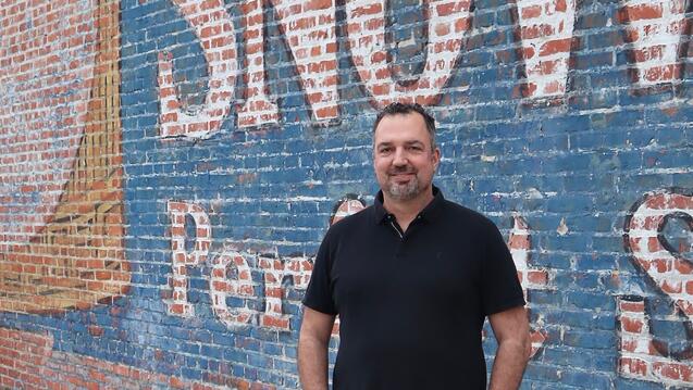 Alex Burger - Banner