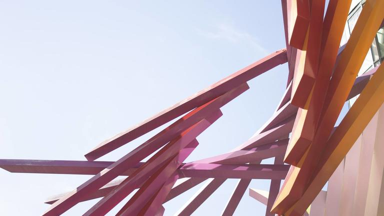 Magenta sculpture in San Francisco Bay Area