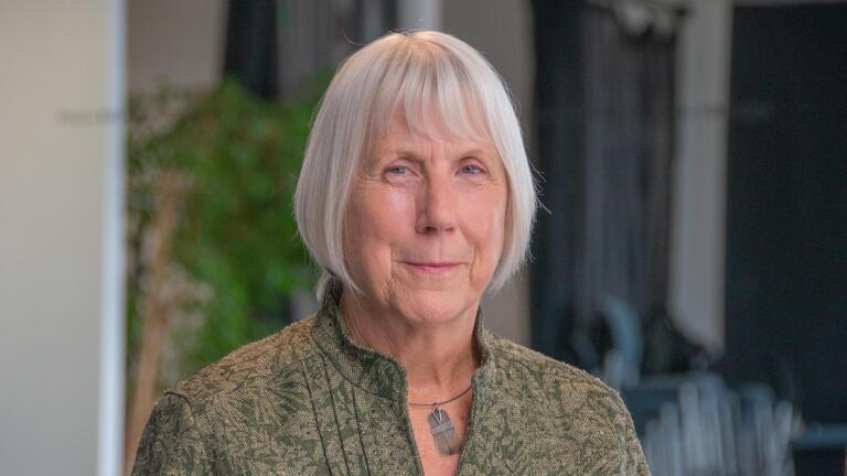 Headshot of Janis Phelps