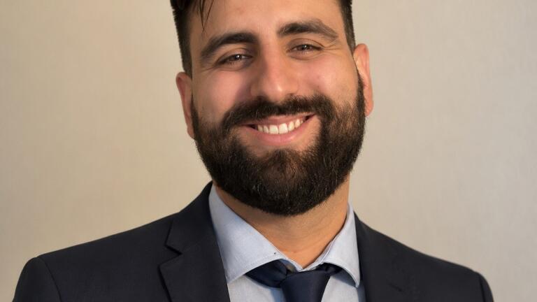 Office Hour with Alex Perez, Admissions Counselor