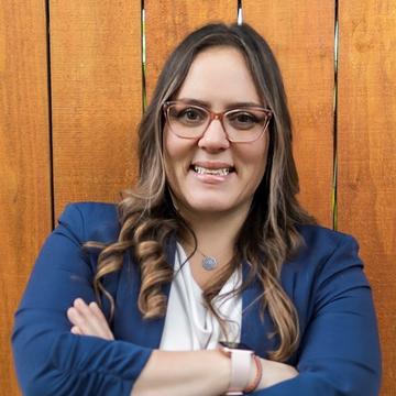 Estefanía Simich Muñoz, Ph.D., LCPC, CST, CST-S