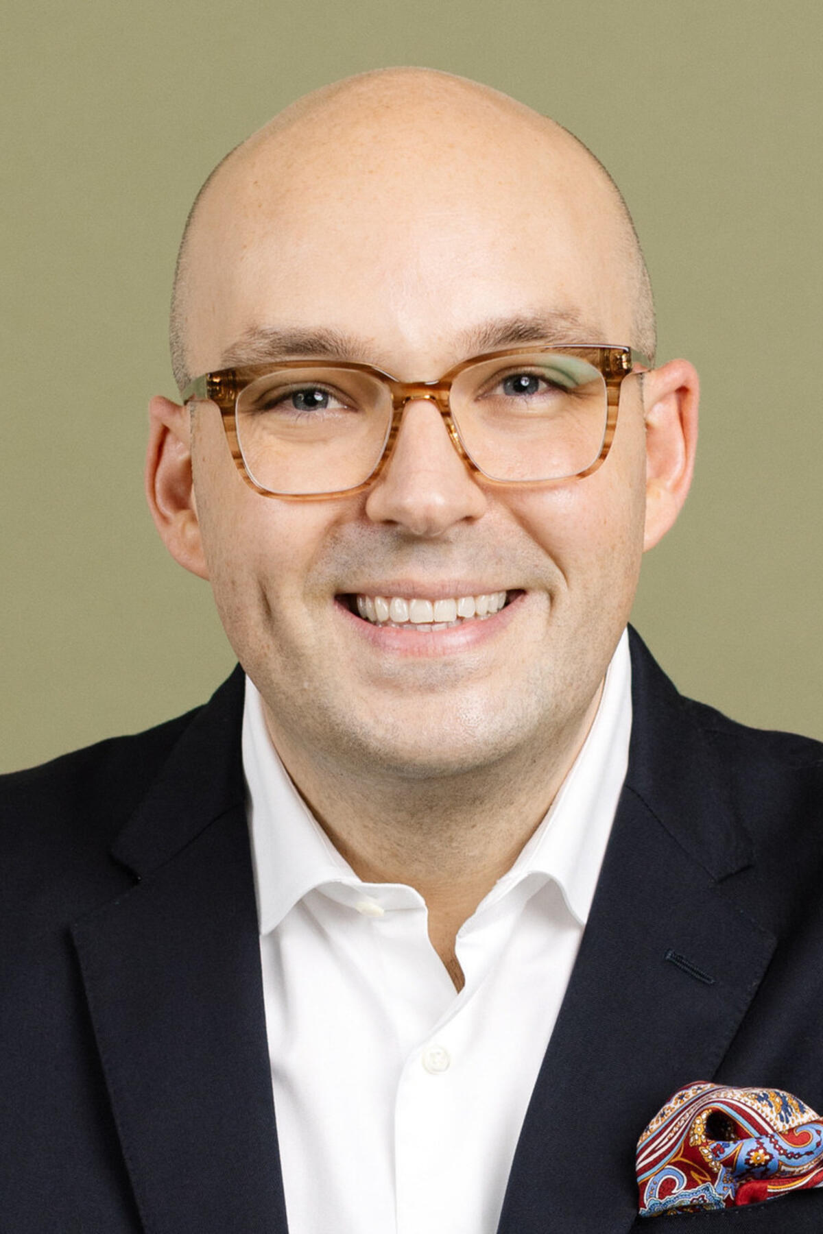 Garcia_Justin_Headshot